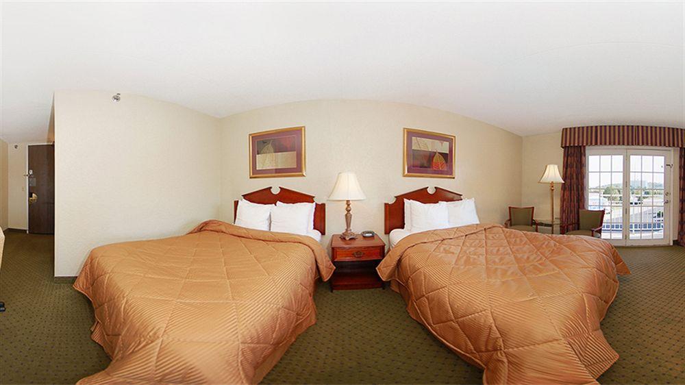 Hotel Comfort & West 3*