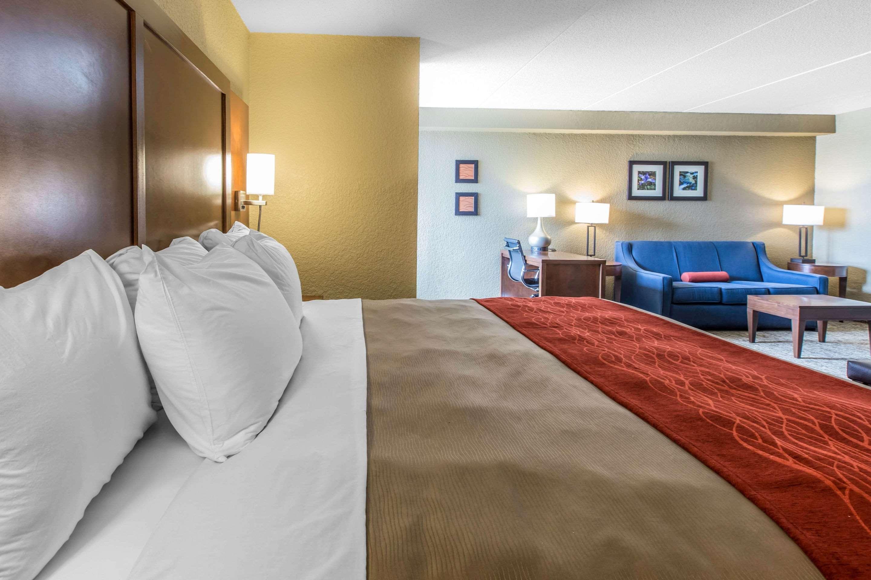 Hotel Comfort & West 3*